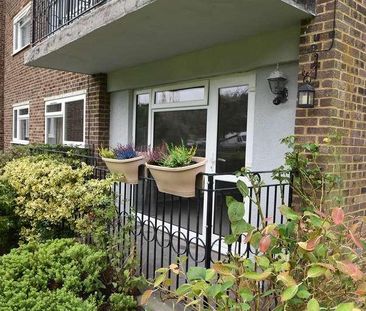 Wellis Gardens, St Leonards On Sea, TN38 - Photo 1