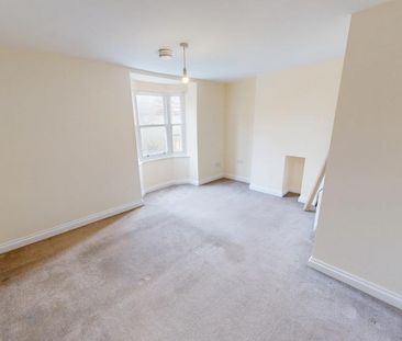 5 bedroom flat to rent - Photo 4