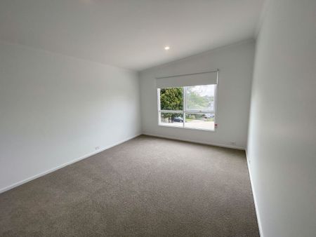 7 Glendale Grove, McCrae - Photo 2