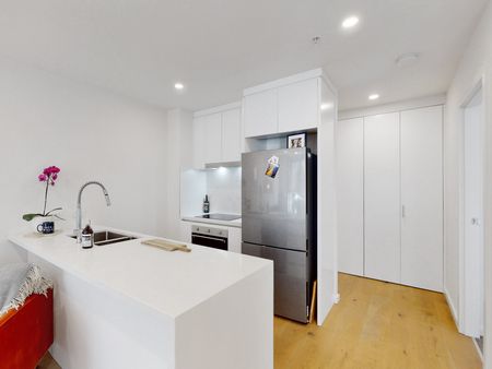 202/611 Sydney Road, Brunswick VIC 3056 - Photo 5