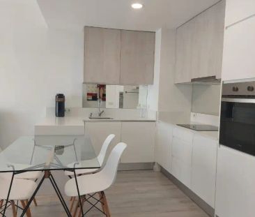 Piso de alquiler en Calle Navarro Ledesma, El Cónsul - Ciudad Unive... - Foto 4