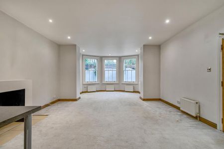 3 bedroom flat to rent - Photo 2