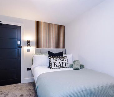 1 bedroom in a house share to rent - Photo 5