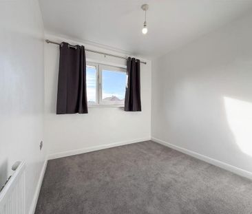 3 bedroom house to rent - Photo 2