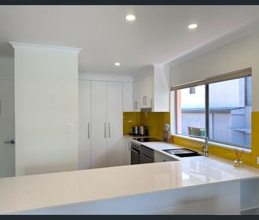 Top Floor Apartment in Niche Riverside Complex - Photo 6