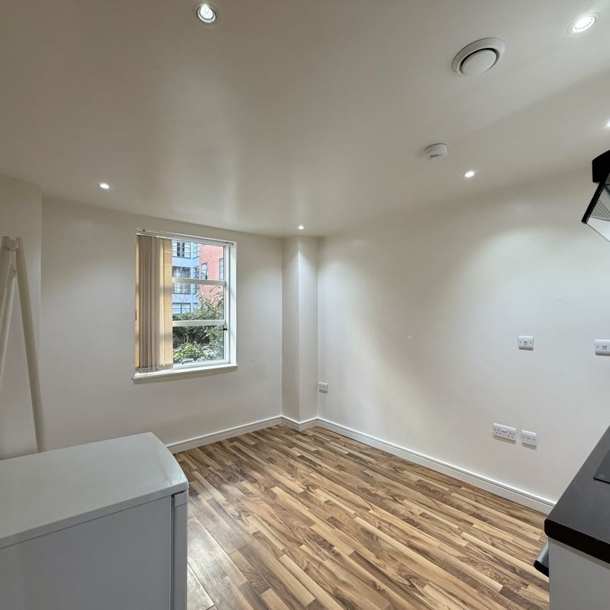 Quadrangle, 1 Lower Ormond Street, Manchester, M1 - Photo 1