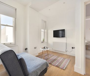 Room in a Shared Flat, Clarence Square, BN1 - Photo 1