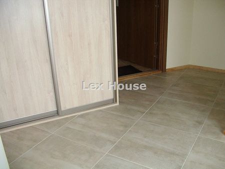 Mieszkanie na wynajem - Zdjęcie 3