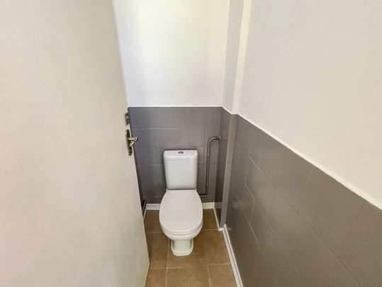 3 Bed Semi-Detached House, Rodbourne Road, B17 - Photo 1