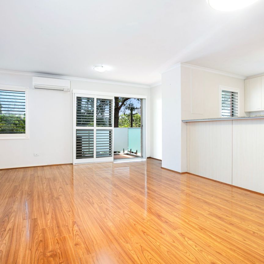 Modern 2 Bedroom Apartment - Photo 1