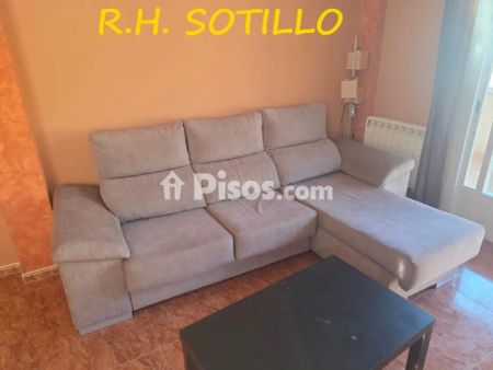 Piso en alquiler en Calle de la Adrada, 36 - Foto 5