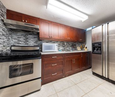 For Lease - 32 Hamills Crescent Unit# BSMT, Richmond Hill, Ontario - Photo 4