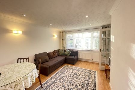 Marlins Turn - Photo 2