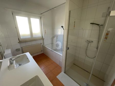 FAMILIEN-PARADIES MIT GARTEN, TERRASSE UND GARAGE - Foto 4