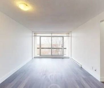 Pet-Friendly 3.5 Apartment for $1245/mois - Photo 2