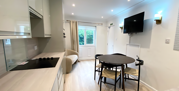 10 Metchley Drive - Photo 1