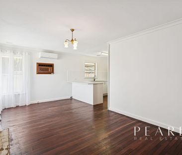 CHARMING COOLBELLUP CLASSIC FRESHLY UPDATED & READY TO MOVE IN - Photo 6