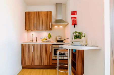 Medium Studio – Limited View - Photo 4