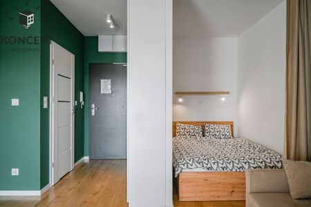 Przestronna kawalerka | Balkon | Centrum - Photo 2