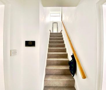 3 bedroom terraced house to rent - Photo 2