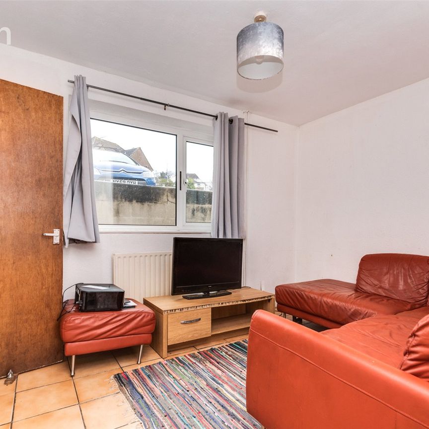 5 bedroom semi-detached house to rent - Photo 1