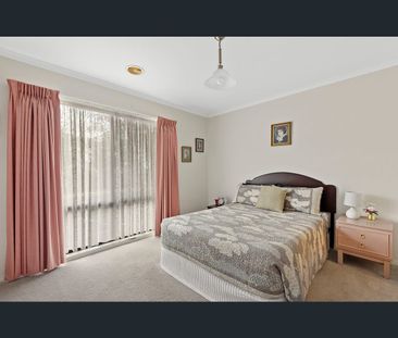 93 Queen Street, Kangaroo Flat, Vic 3555 - Photo 5