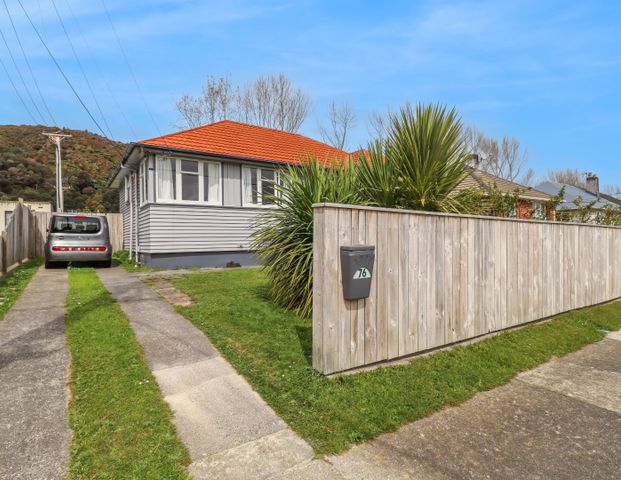 2 Bedroom in Naenae - Photo 1