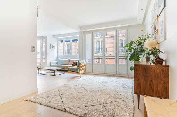 Appartement • La Plaine des Sablons - Photo 1