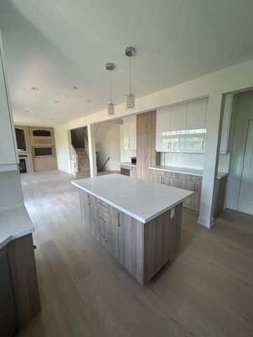 For Lease - 5612 Thorn Lane, Burlington, Ontario - Photo 3
