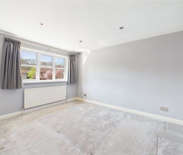 3 bedroom House in Lindsey Close, Wokingham - Photo 3