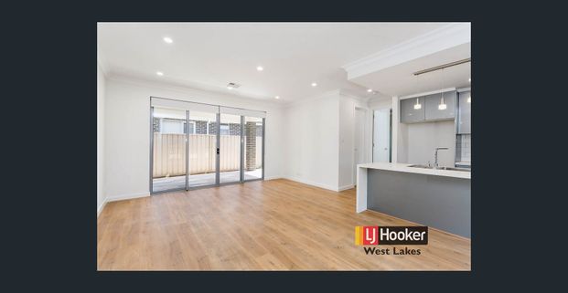 A Modern Masterpiece! - Photo 1