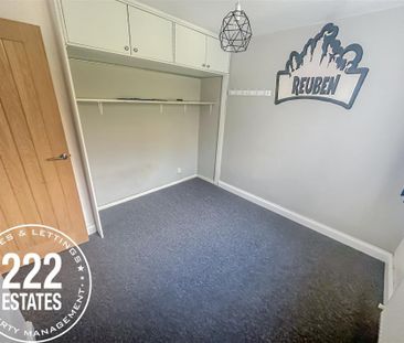 Havisham Close Birchwood - Birchwood Warrington - WA3 - Photo 2