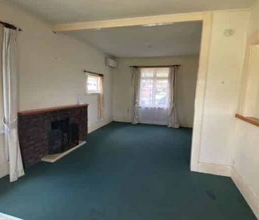 Charming 2-Bedroom, Gardeners delight - Photo 4