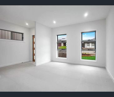 Walk to the Marina! - Photo 5