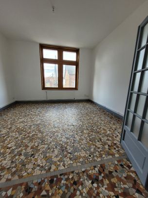 Location Appartement 3 pièces 84m² VIESLY 59271 - Photo 1