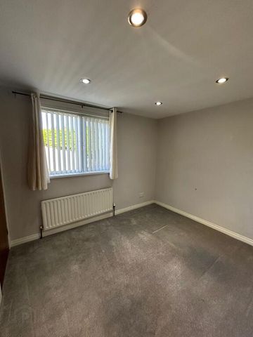 10 Lower Crescent, Comber, BT23 5BU - Photo 3