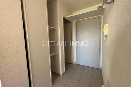 BIOT SOPHIA ANTIPOLIS LOCATION STUDIO MEUBLE -630 € - Photo 2