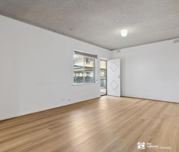 Immaculate Unit in Underdale - Photo 2