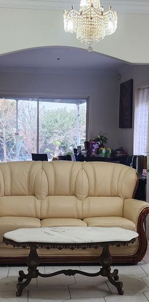 Noble Park - Photo 1