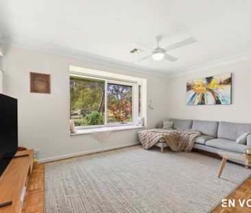 37 Stonehaven Crescent, Deakin ACT 2600 - House For Rent | Domain - Photo 2