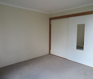 2/115 Arthur Street West Hobart TAS 7000 Australia - Photo 5