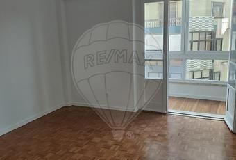 Apartamento T3 em Lisboa