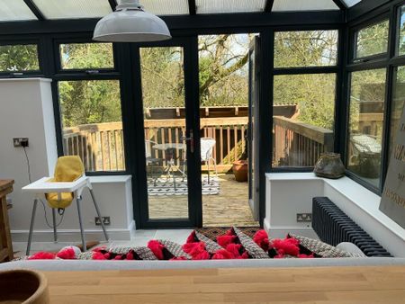 3 bedroom semi-detached house to rent - Photo 5