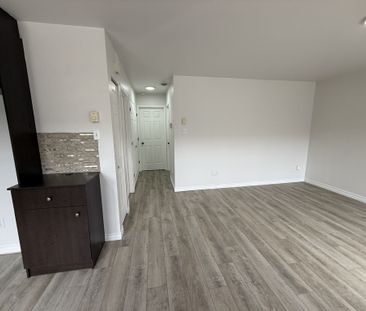 41/2 Près Du Cégep - Photo 1