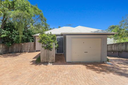 8/24 Arthur Terrace, Red Hill - Photo 2