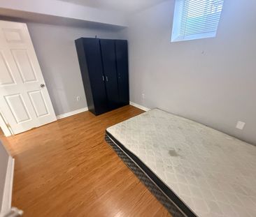 For Lease - 13 Marotta Avenue, Brampton, Ontario - Photo 5