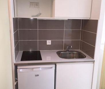 Studio 18.90 m² avec kitchenette équipée. - Photo 2
