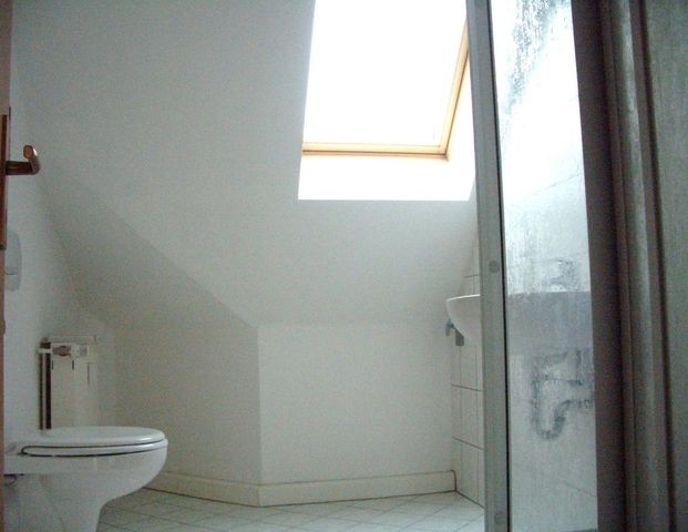 DG Wohnung 2 Zimmer ab sofort zu vermieten - Foto 1