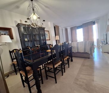 Piso de alquiler en Avenida del Golf, 8, La Alcaidesa - Photo 2