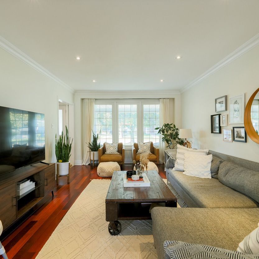 For Lease - 2429 Cliff Road, Mississauga, Ontario - Photo 1